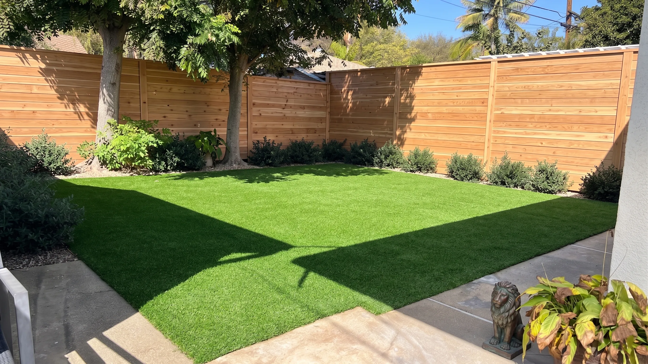 Pet turf installation in Santa Monica before and after